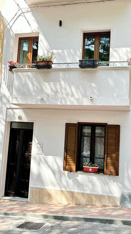 Casa Del Corso Hotel Dorgali Exterior photo